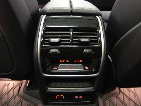 Certified 2024 BMW X5 xDrive40i w/ Parking Assistance Package AWD/4WD image 9