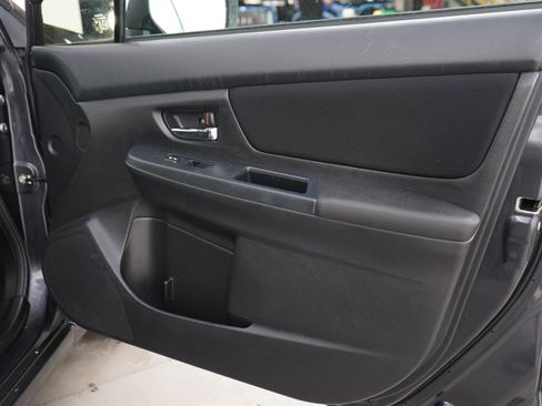 Used 2012 Subaru Impreza 2.0i Premium w/ All-Weather Pkg AWD/4WD image 9