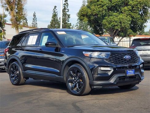 Certified 2023 Ford Explorer ST-Line w/ Class IV Trailer Tow Package image 28