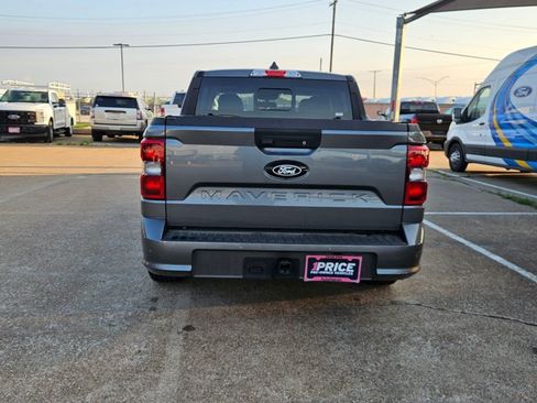 Used 2025 Ford Maverick Lobo AWD/4WD image 6
