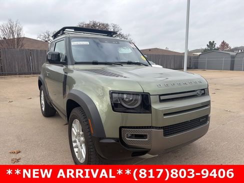 Used 2022 Land Rover Defender 90 X-Dynamic S image 3