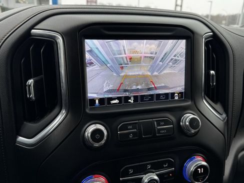 Used 2022 GMC Sierra 2500 AT4 w/ Gooseneck/5TH Wheel Package image 4