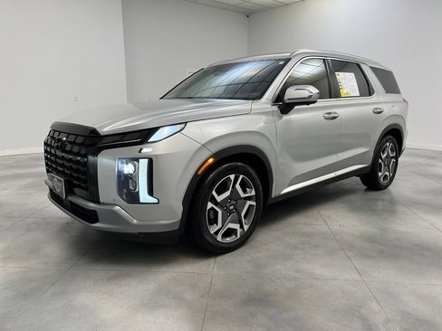 Used 2024 Hyundai Palisade Limited AWD/4WD image 4