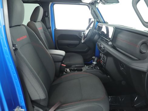 Used 2024 Jeep Wrangler Unlimited Rubicon w/ Safety Group image 15