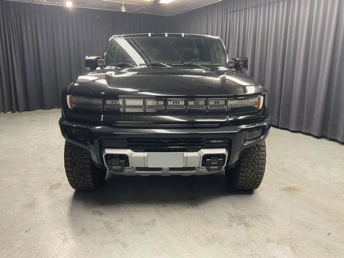 Used 2024 GMC Hummer EV 2X w/ Extreme Off-Road Package image 3