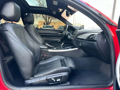 Used 2016 BMW M235i Coupe image 19