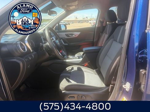 Used 2023 Chevrolet Blazer LT FWD image 9
