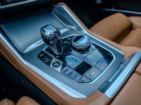 Used 2023 BMW X6 xDrive40i w/ Executive Package image 13