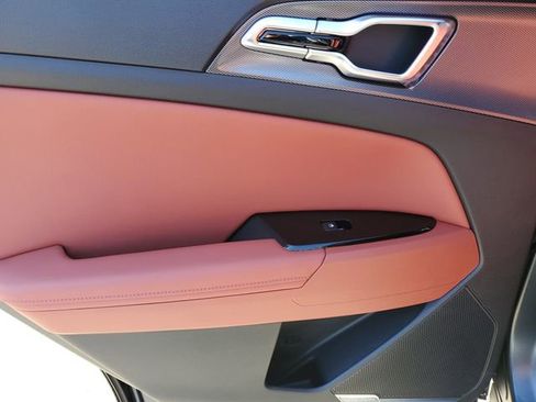 New 2025 Kia Sportage SX Prestige image 14