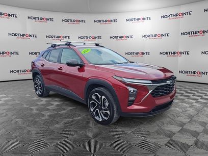 Used 2025 Chevrolet Trax RS w/ Driver Confidence Package