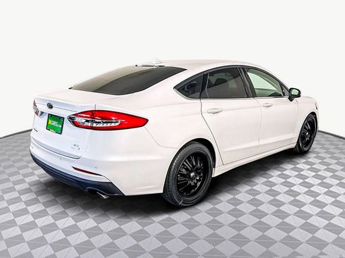 Used 2020 Ford Fusion SE image 10