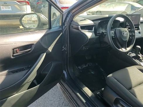 Used 2024 Toyota Corolla LE image 8