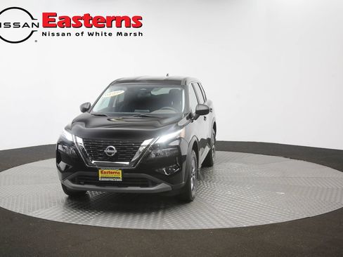 Used 2023 Nissan Rogue S AWD/4WD image 49