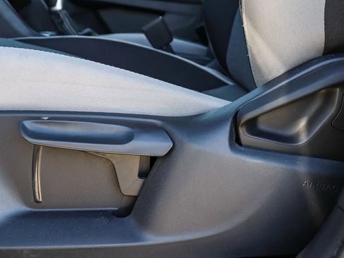 Used 2024 Volkswagen Taos S image 22