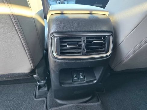 Used 2019 Honda CR-V Touring image 16
