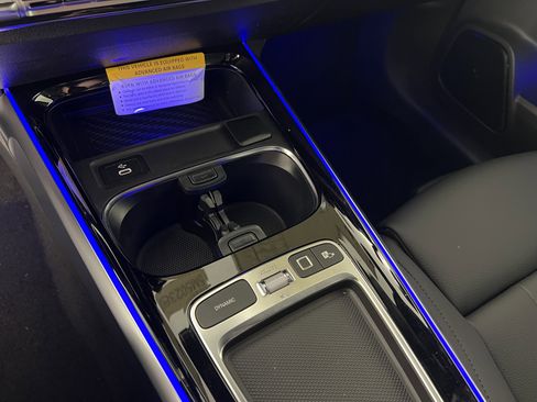 New 2025 Mercedes-Benz GLB 250 4MATIC image 33