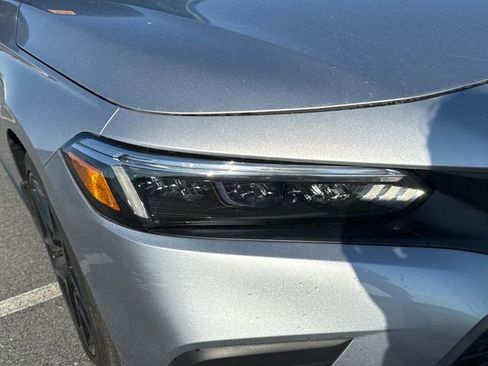 Used 2024 Honda Civic Sport image 12