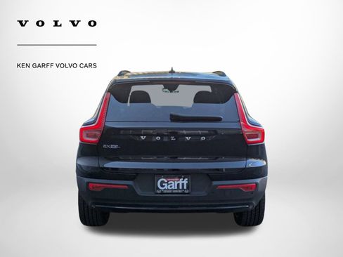 New 2025 Volvo EX40 Core w/ Climate Package image 4