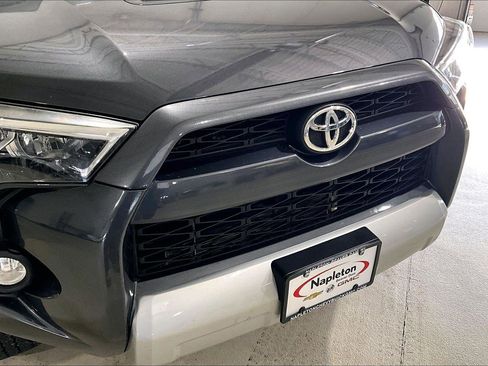 Used 2019 Toyota 4Runner TRD Off-Road image 27