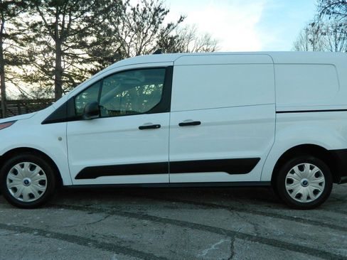 Used 2019 Ford Transit Connect XL image 4