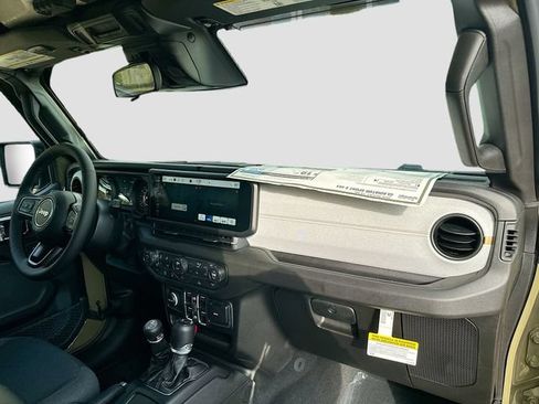 New 2026 Jeep Gladiator Sport AWD/4WD image 30