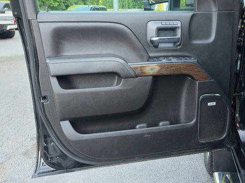Used 2019 GMC Sierra 2500 Denali AWD/4WD image 27