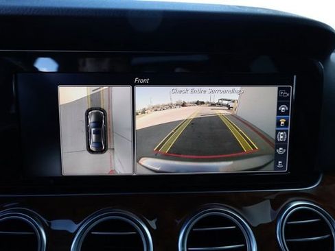 Used 2018 Mercedes-Benz E 300 image 29