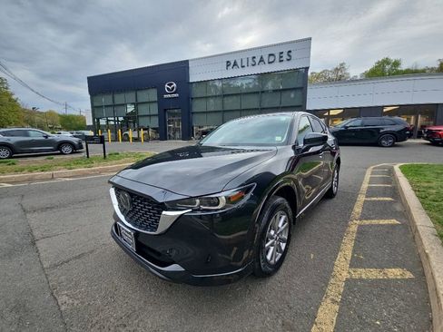 Certified 2024 MAZDA CX-5 AWD 2.5 S w/ Preferred Package image 4