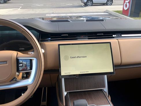 New 2026 Land Rover Range Rover SE image 6