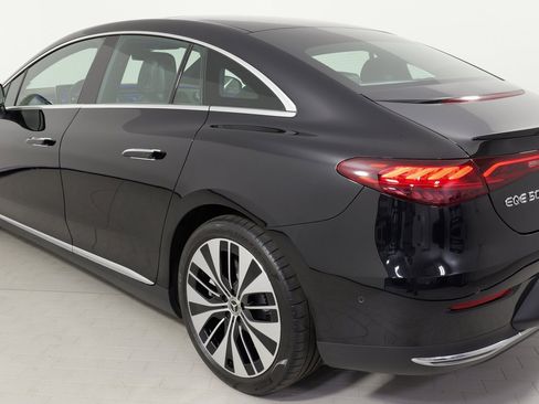 Used 2023 Mercedes-Benz EQE 500 4MATIC Sedan image 14