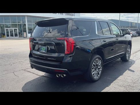 Used 2024 GMC Yukon Denali Ultimate AWD/4WD image 8