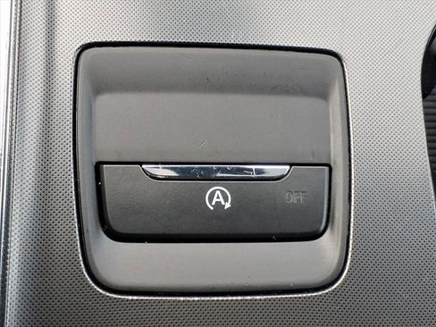 Used 2024 Ford Edge ST-Line image 18