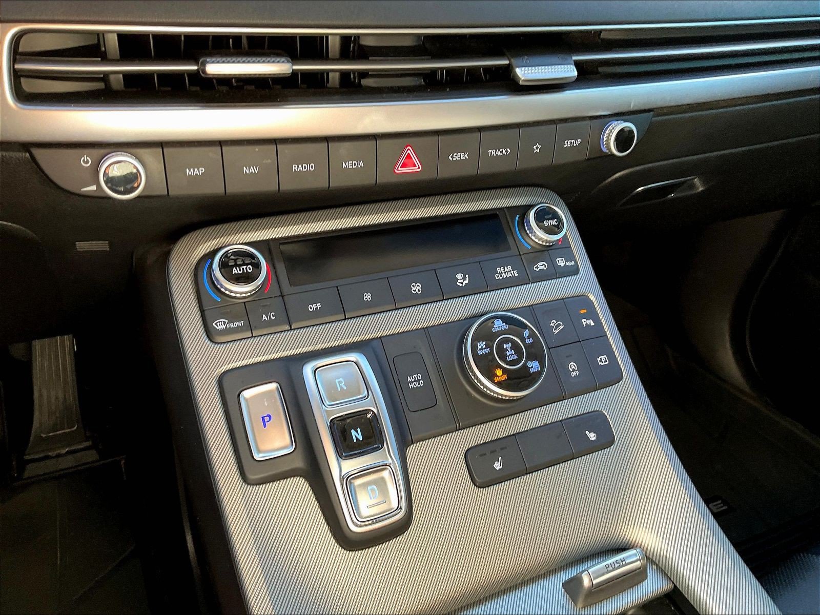 Used 2024 Hyundai Palisade XRT AWD/4WD image 16