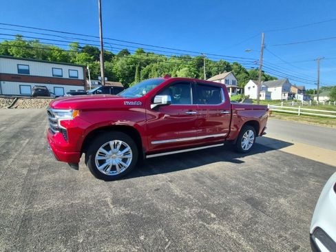 Used 2024 Chevrolet Silverado 1500 High Country w/ High Country Premium Package AWD/4WD image 4
