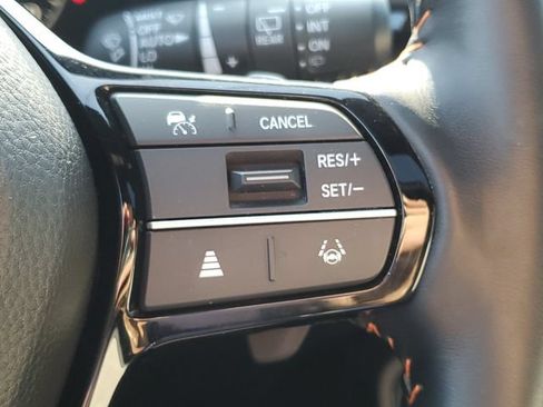 Used 2025 Honda CR-V Sport Touring image 31