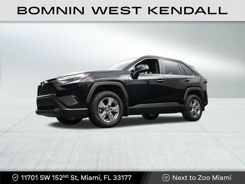 Used 2025 Toyota RAV4 XLE w/ Convenience Package image 21