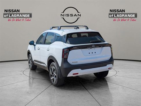 New 2026 Nissan Kicks SV w/ SV Premium Package image 7