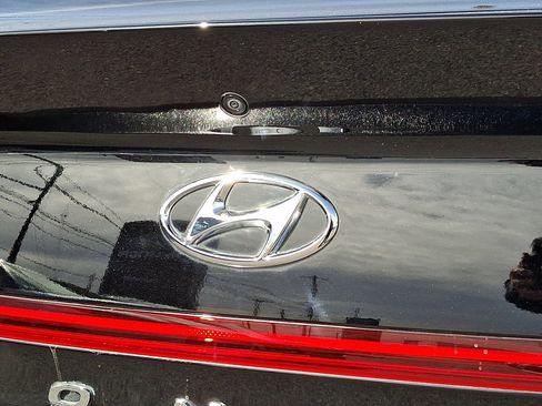 Certified 2023 Hyundai Sonata SEL image 29