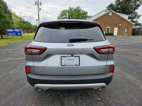 New 2024 Ford Escape SE image 7