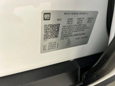 Used 2021 Chevrolet Suburban High Country AWD/4WD image 35