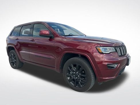 Used 2022 Jeep Grand Cherokee Laredo X image 6