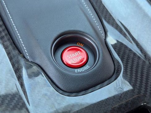 Used 2015 Nissan GT-R Black Edition image 31