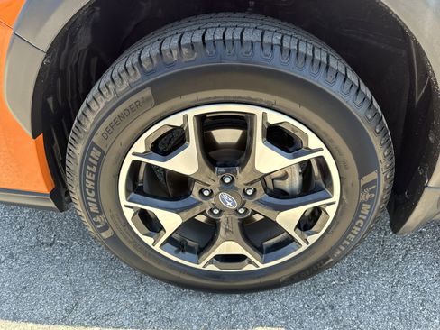 Used 2019 Subaru Crosstrek 2.0i Premium AWD/4WD image 9