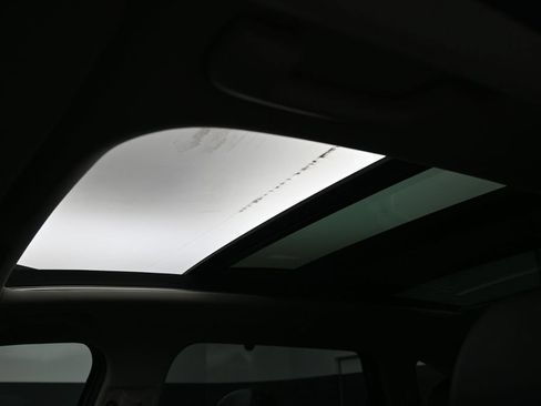 Used 2025 Kia Sorento S w/ Panoramic Sunroof Package FWD image 19