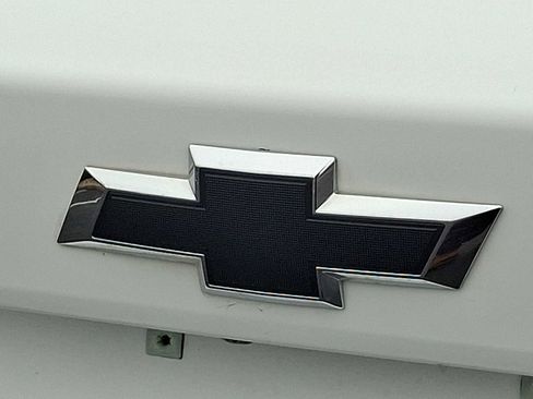 Used 2024 Chevrolet Trax RS image 29