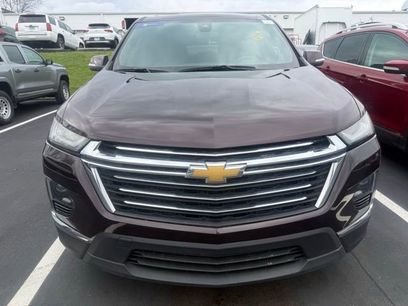 Used 2023 Chevrolet Traverse LT