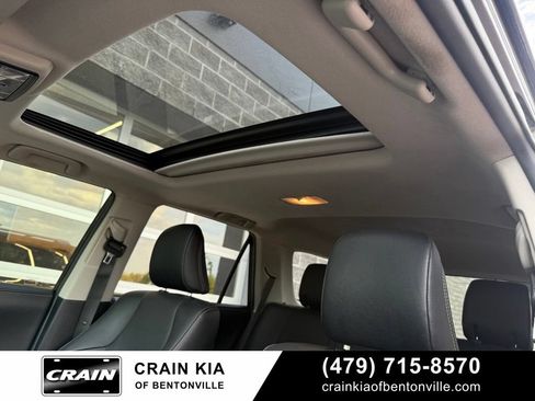 Used 2021 Toyota 4Runner Limited AWD/4WD image 22