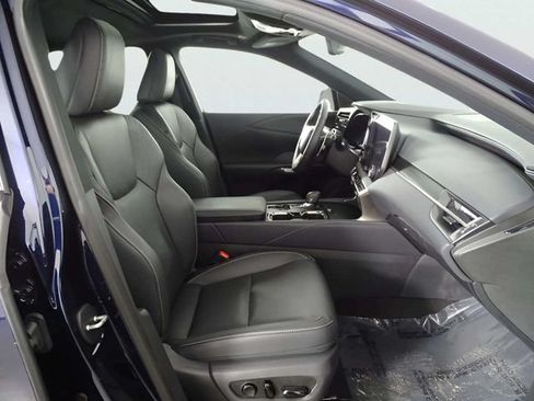 Used 2024 Lexus RX 350 Premium Plus w/ Convenience Package FWD image 17