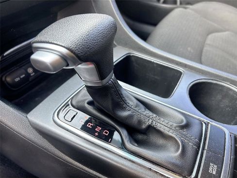 Used 2018 Kia Optima LX image 17