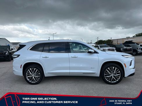 New 2026 Buick Enclave Avenir w/ Super Cruise Package AWD/4WD image 8